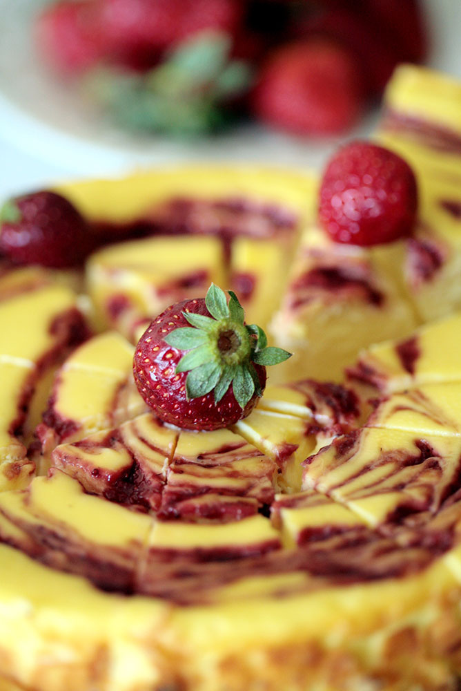 maasika toorjuustukook